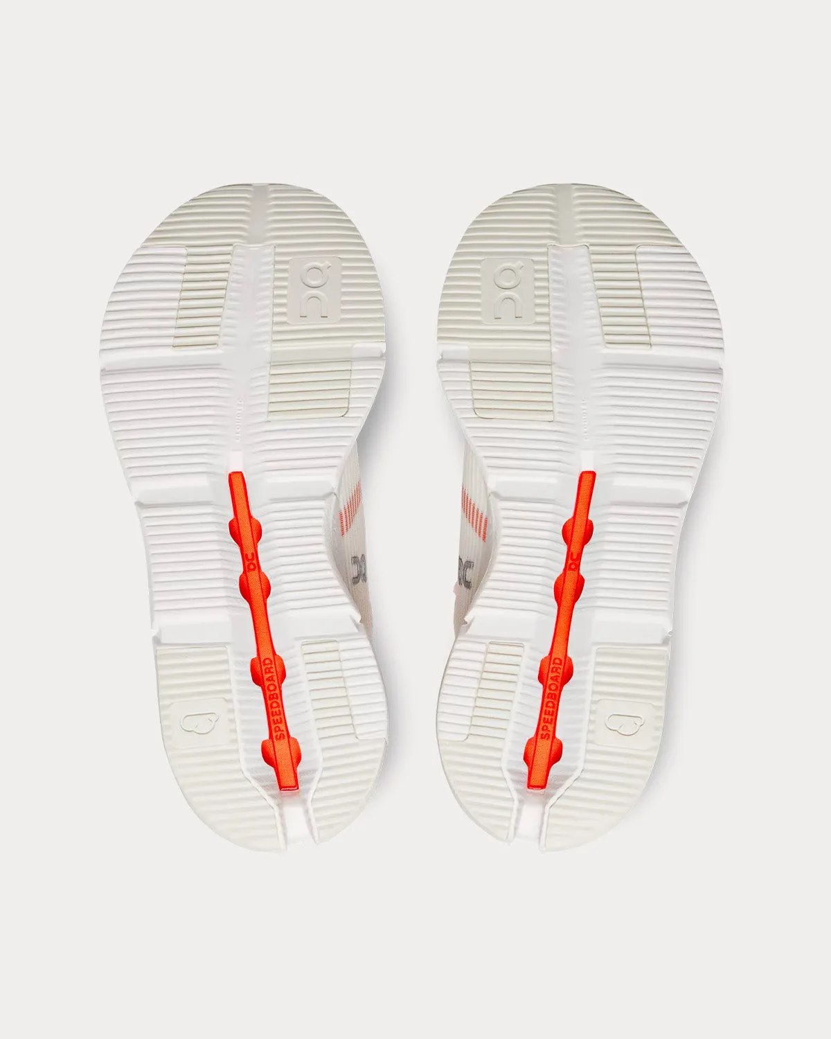 Cloudnova Void Undyed White / Flame Running Shoes
