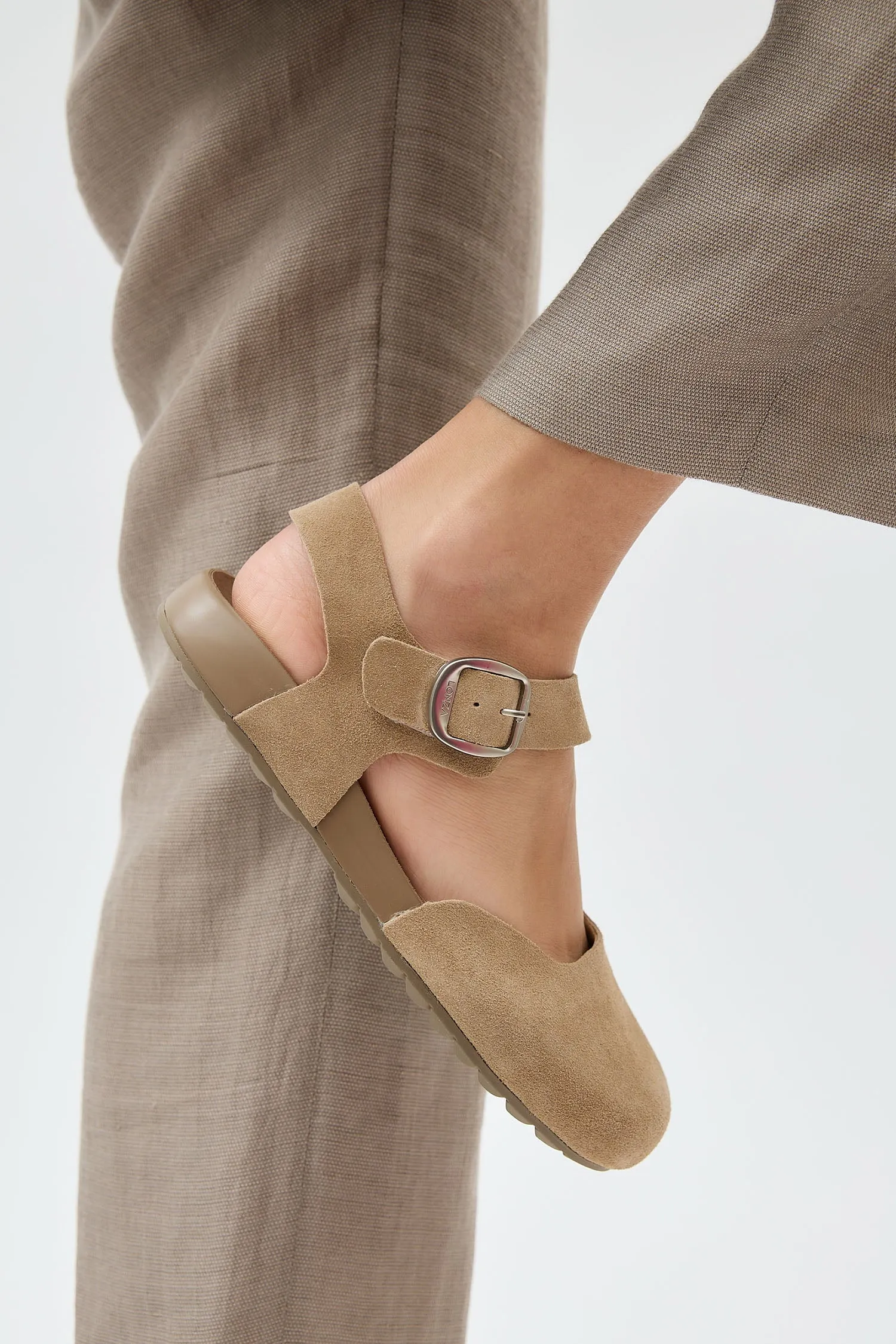 Hunter Beige
