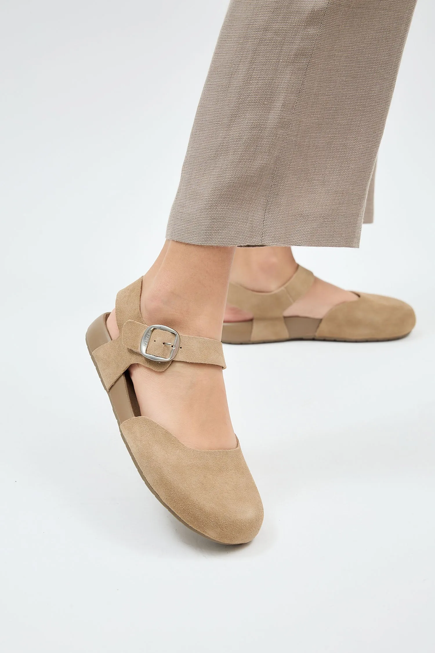 Hunter Beige