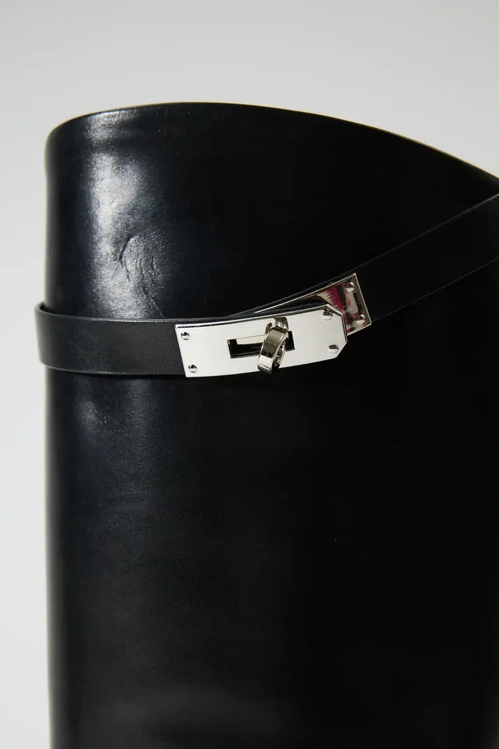 Peta Black   Apphia Black